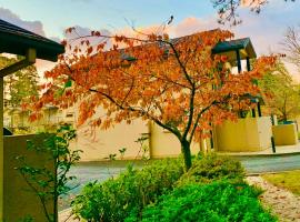 蓝山瀑布山庄酒店，位于温特沃斯瀑布的酒店