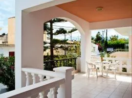 Captain Michalis Apartments - 750m from Kalamaki Beach