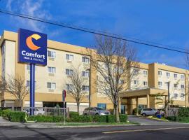Comfort Inn & Suites Seattle North，位于西雅图北门区的酒店