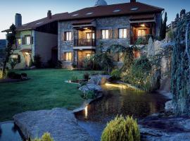 米兰皇家酒店，位于霍约斯德尔埃斯皮诺的宠物友好酒店