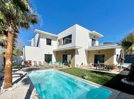 VILLA D’ARCHITECTE À 400M DE LA PLAGE