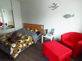 LauRina - Chambre, SDB, terrasse, arrivée autonome，位于鲁瓦扬的海滩短租房