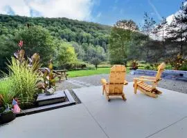 The Maples Apt - King Bed, Pet Friendly, Beautiful Views