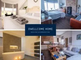 Dwellcome Home Ltd 5 Double Bedroom 6 Beds Townhouse 2 Bathrooms - see our site for assurance