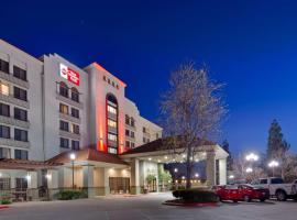 Best Western Plus Heritage Inn Ontario Rancho Cucamonga，位于库卡蒙格牧场的酒店