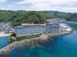 Mikazuki Sea-Park Hotel Awa Kamogawa，位于鸭川市的酒店