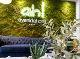 阿维尼达酒店，位于阿尔么丽亚的浪漫度假酒店