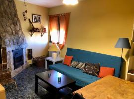 Casa en el corazón de Gredos, amplia y agradable.，位于Navacepeda de Tormes的度假屋