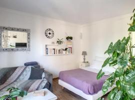 HENRI CAMILLE REAL ESTATE - CARNOT - Nice studio 8min Palais，位于戛纳的乡间豪华旅馆