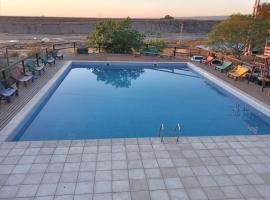 CABAÑAS EL CERRO，位于卢汉德库约的酒店