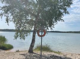 Bungalow 300 Meter vom Grünewald Lauch，位于Staupitz的酒店