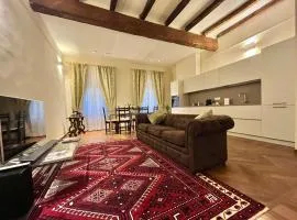 Lovely 2 bedroom apartment nearby Piazza Maggiore