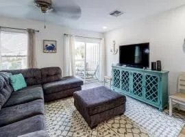 EC234 Newly Remodeled, One Bedroom, Second Floor Condo, Shared Pool, Grills and Boardwalk