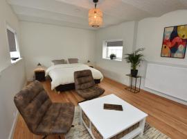 布雷肯住宿加早餐旅馆，位于Schorisse的酒店