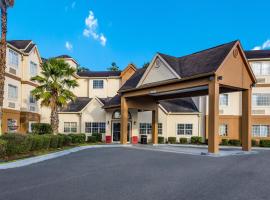 Red Roof Inn PLUS+ & Suites Savannah – I-95，位于萨凡纳MidCoast Regional Airport - LIY附近的酒店