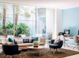 Saint Kilda Beach Hotel，位于墨尔本的酒店