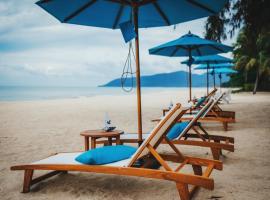 Khanom Sea Beach Resort，位于洛坤府的度假村