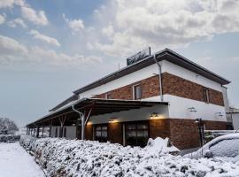 Apartamentowiec Kuźniar，位于奥得河畔科斯琴的酒店