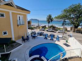 Juquei Frente ao Mar Hotel Pousada，位于朱奎的酒店