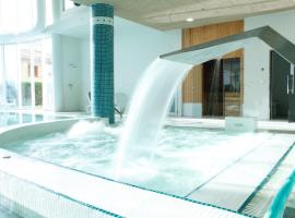 HOTEL & APARTAMENTS THALASSA Sport & Spa，位于罗萨斯的Spa酒店