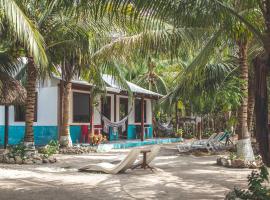 Isla Grande Eco-Hostal，位于格兰德岛的度假屋