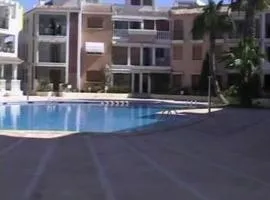 普韦布洛萨拉多公寓