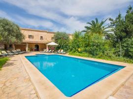 Ideal Property Mallorca - Can Nyany Buger，位于布格的乡间豪华旅馆