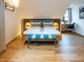 克罗斯特堡施尔德尔弗酒店，位于施莱多夫的酒店