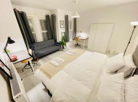 Leytonstone House - SleepyLodge，位于伦敦的酒店