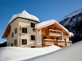 Der Waldhof - Unique - A hidden gem，位于圣安东阿尔贝格的酒店