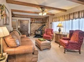 The Lakehouse Lovely Wappapello Country Home!