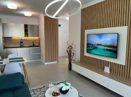 Luxury Private Apartment near Green Life Resort，位于索佐波尔的Spa酒店