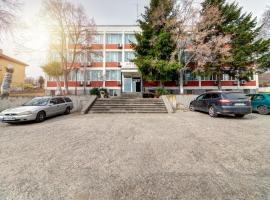 Hotel Varly Bryag，位于布尔加斯的酒店