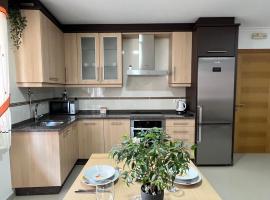 Apartamentos María de Lucía - Piso A，位于Arou的酒店