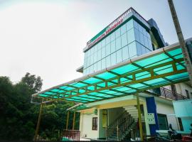 Kalapurayil Residency，位于卡卡纳德的酒店