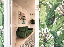 The Oleander Hotel Room Number 3，位于加尔维斯敦的酒店