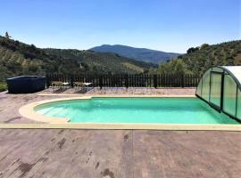 Cottage in Andalucia near Sierras Subbéticas，位于Serval的酒店