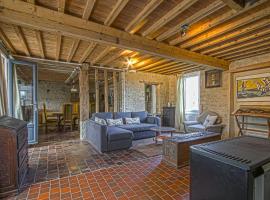 La Maison de Cassandre The Charm of Normandy，位于Formigny的酒店