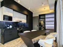 Luxurious Menlyn Maine 1 Bedroom on 12th Floor with Stunning Views & No Load Shedding，位于比勒陀利亚阿特伯里大道附近的酒店