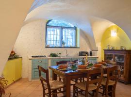Apartment Giallo by Interhome，位于Vasia的酒店