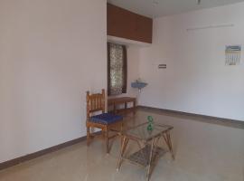 Padmavathi Home Stay，位于吉登伯勒姆的度假短租房