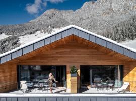 Ladinia Dolomites View - Adults Only，位于博萨迪法萨的酒店