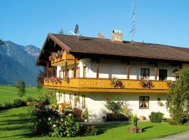 Gästehaus Sterrhäusl - Chiemgau Karte，位于因泽尔的酒店