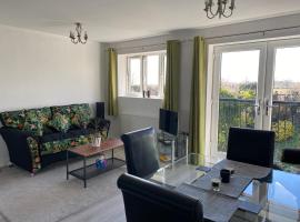 The Norton-Triumpth Apartments near NEC，位于梅里登的酒店