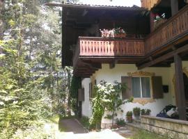 B&B Villa Dolomites Hut，位于圣维吉利奥的住宿加早餐旅馆