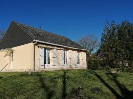 Campagne proche Bayeux et plages du débarquement.，位于Crouay的酒店