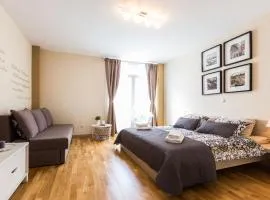 Calle Larga 14 apartment in old town