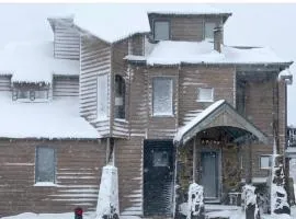 Barcoo Chalet, alpine-getaways.