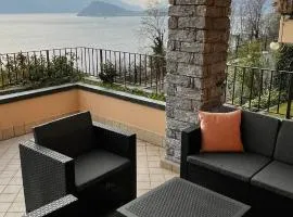 Few steps to the heart of Menaggio, swimming pool, breathtaking view