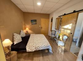 Double room on farm (La ferme du Tao)，位于Beaugies-sous-Bois的酒店